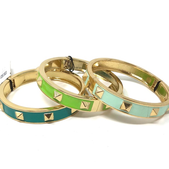 Set of 9 - Pyramid Motif Hinged Bangles - Picture 4 of 7